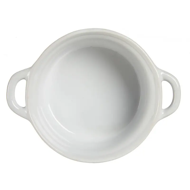 Ceramiczne naczynie do zapiekania na bambusowej podstawce