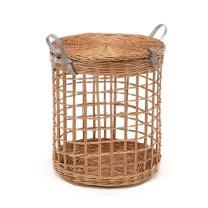 Desayer wicker storage basket with lid and leather handles TheWickerStories