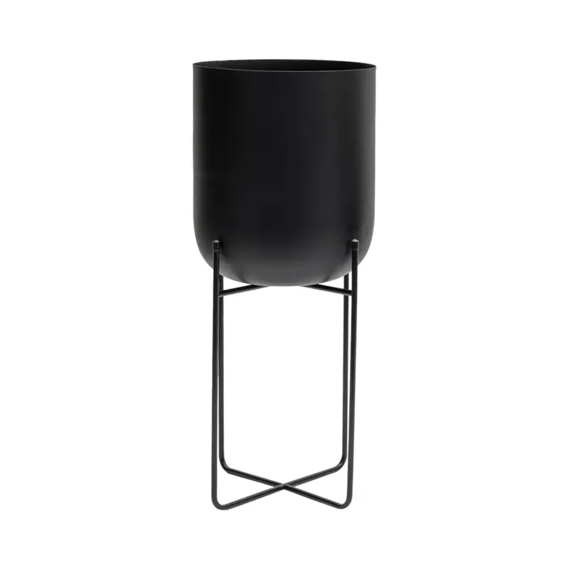 Donica Megara Black