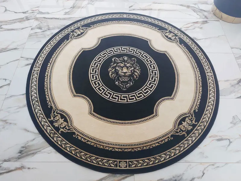 DYWAN Z MEANDREM VERSACE + LEW CZARNY OKRĄGŁY 200 CM