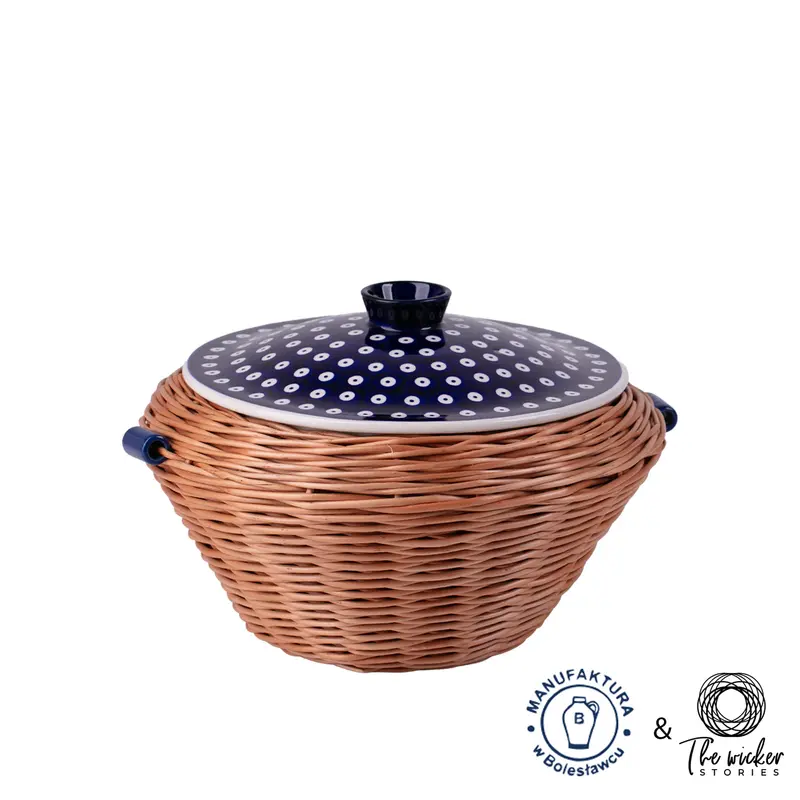 Manufaktura w Bolesławcu round wicker bowl, fruit basket and bakery/bread basket with ceramic lid and trim TheWickerStories