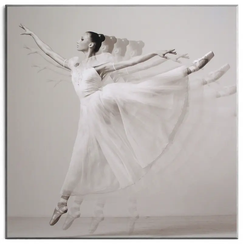 Obraz Balerina w bieli, czarno-biała fotografia na płycie 71x71 cm