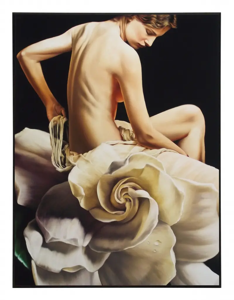 Obraz Dziewczyna siedząca na róży 61x81 cm