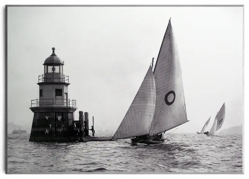 Obraz Latarnia morska w porcie Sydney, czarno-biała fotografia na płycie 71x51 cm