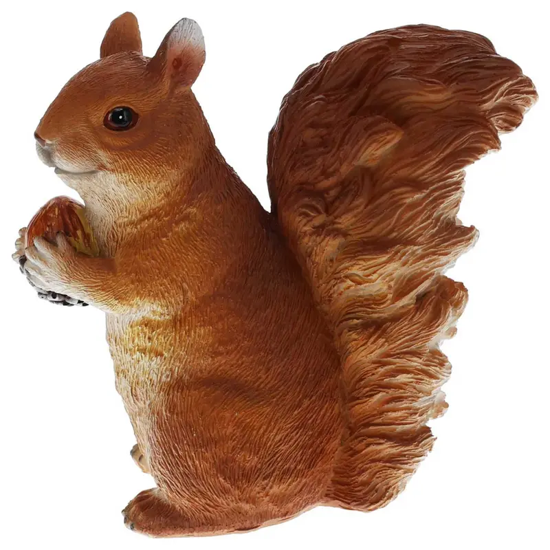 Ogrodowa figurka wiewiórka