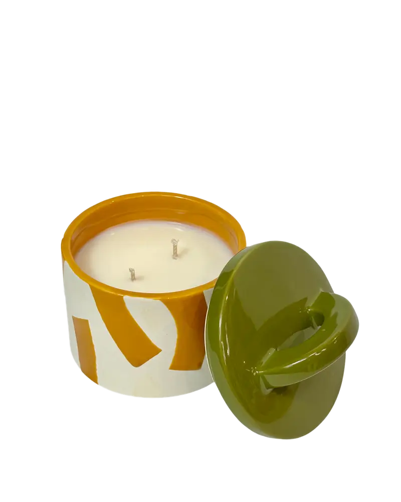 Świeca w ceramice Pomelo & Sage