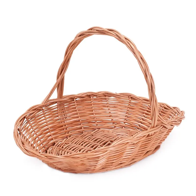 Zarila wicker gift and fruit basket with handle TheWickerStories