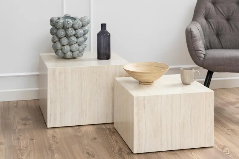 Zestaw stolików kawowych Dice 2 szt. – dekor travertine, jasna forma kostki / 98283 / ACTONA